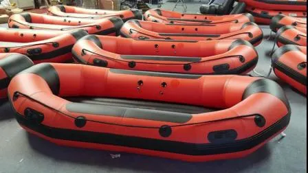 Item de venda quente Produto para esportes aquáticos 10 pessoas 14 pés 4,3 m Barco flutuante inflável de PVC Barco de rafting Barco de PVC Barco de corredeiras Rio Barco júnior Canoagem Slalom para venda